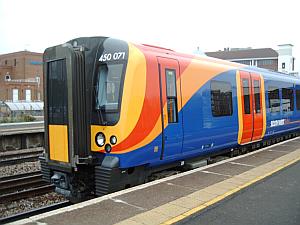 Siemens Desiro train 450071 at Surbiton