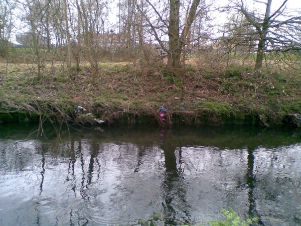 Pink Bra by river Wandle