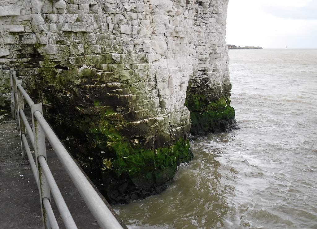 The abrupt end of the promenade