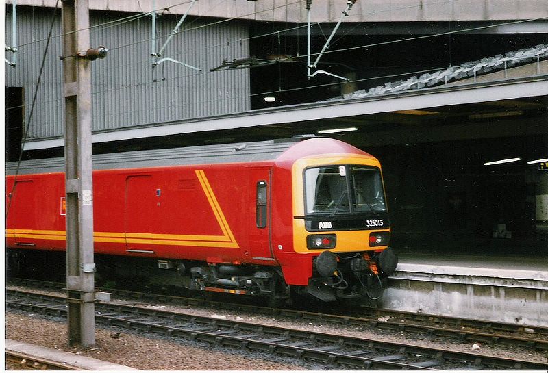 class 325 mail train