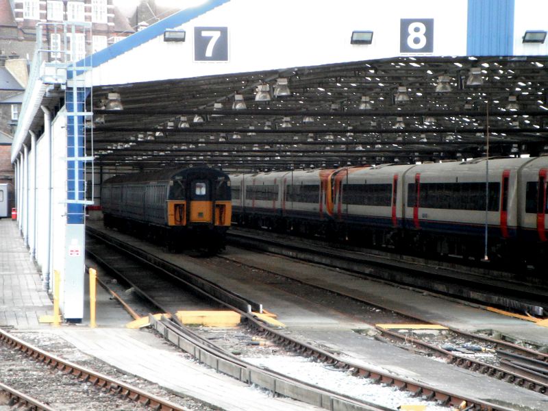 VEP 3417 in Clapham Junction train shed