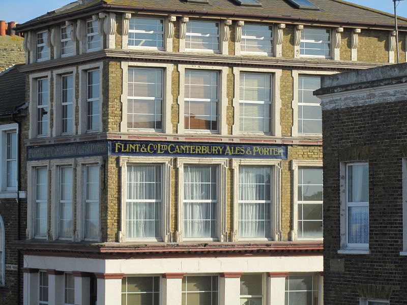 Old pub now in residential use