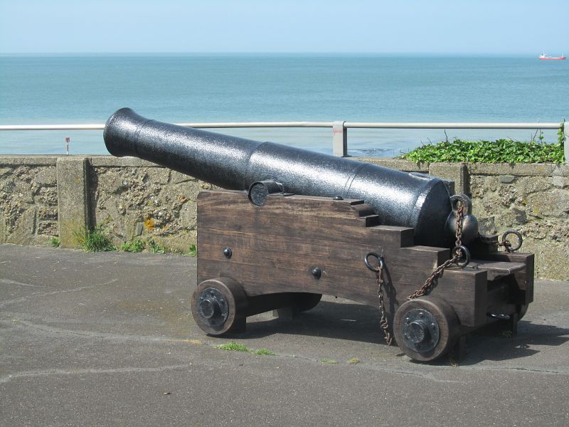 This will deal with those Frenchies - Cannon at Margate