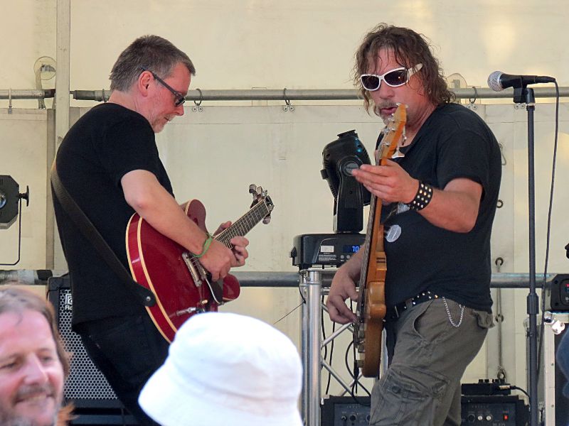 Chris
                  Mayer and Geoff Paice at Pettswoodstock 2013