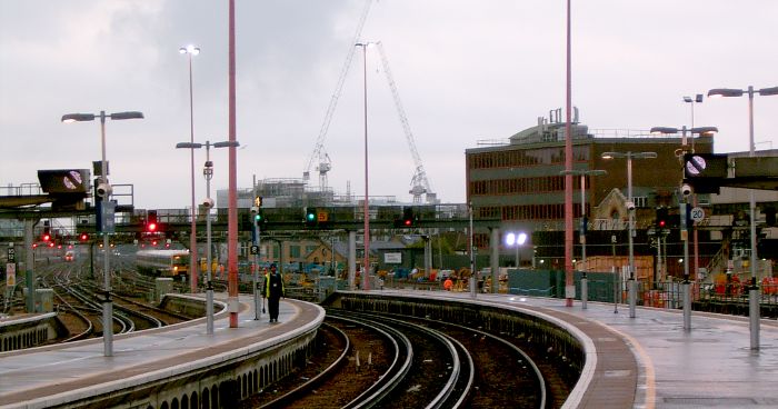 London Bridge - looking south from
                    platform 5