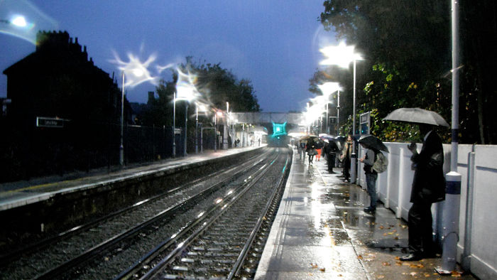 waiting at Catford Bridge
                  station for the delayed 06:30 Charing Cross train.