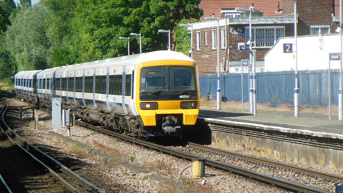 Train about to call at the down
                          platform of New Beckenham station