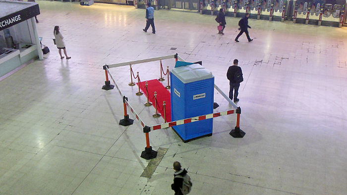 toilet on Waterloo station
                  concourse