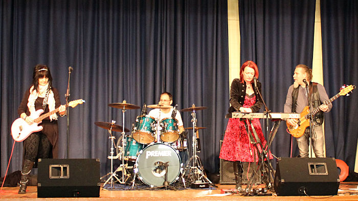 The Spangles at The Petts
                  Wood Memorial Hall