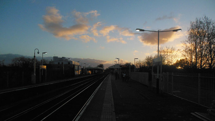 Earlsfield station at
                  sunset