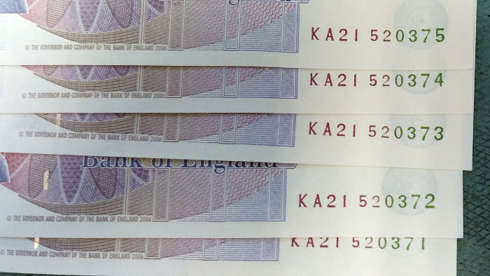 consecutive numbered notes