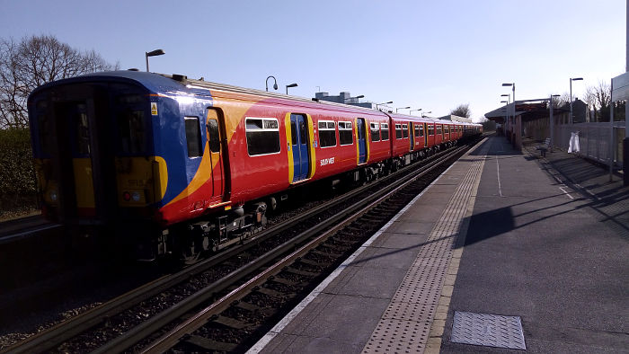 almost viewing into the sun at Earlsfield
                  station