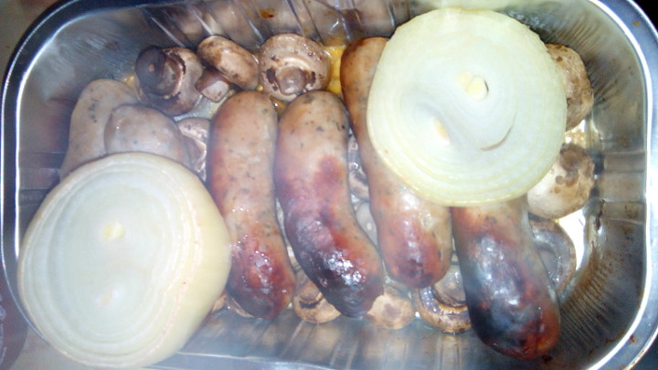 sausages, mushrooms
                        and onion