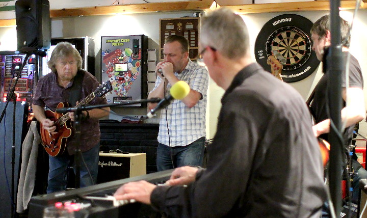 jam session at The
                            Railway Tavern, Lower Sydenham