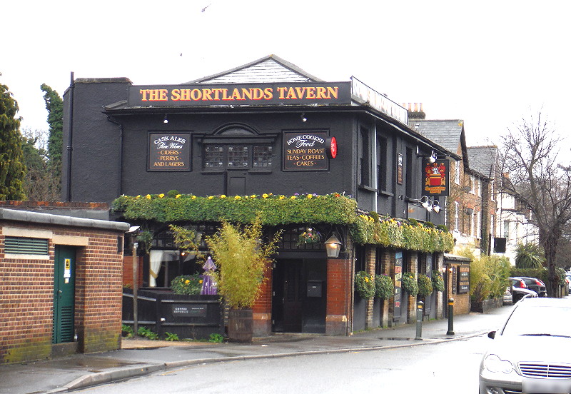 Shortlands Tavern looking green and
                          verdant