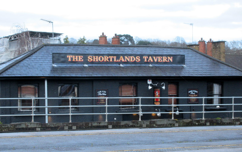 Shortlands Tavern from Shortlands
                          station