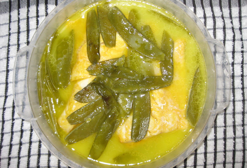 smoked haddock with mange tout