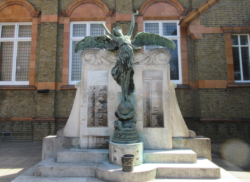 war memorial