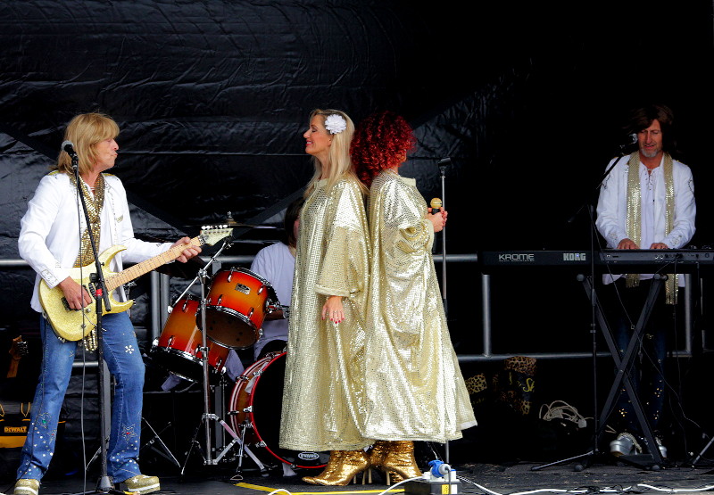 Abba
                                      tribute band