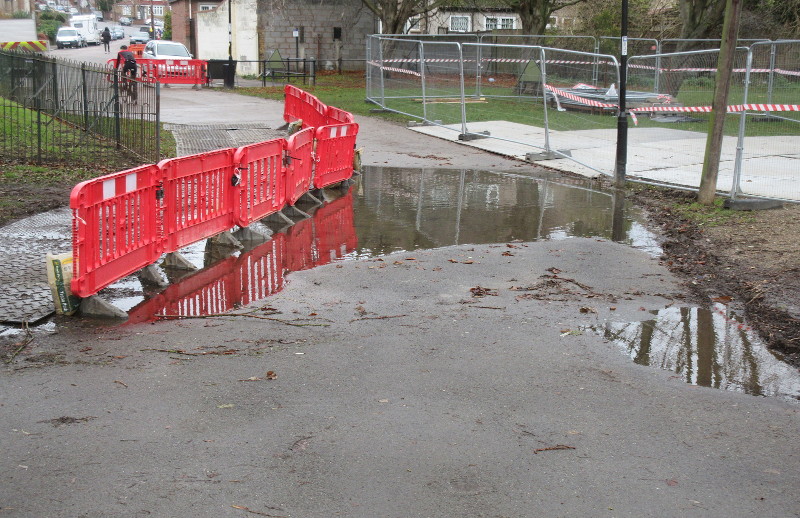 Lake
                                    Winsford