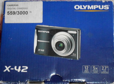 original retail box for the
                                      Olympus X42