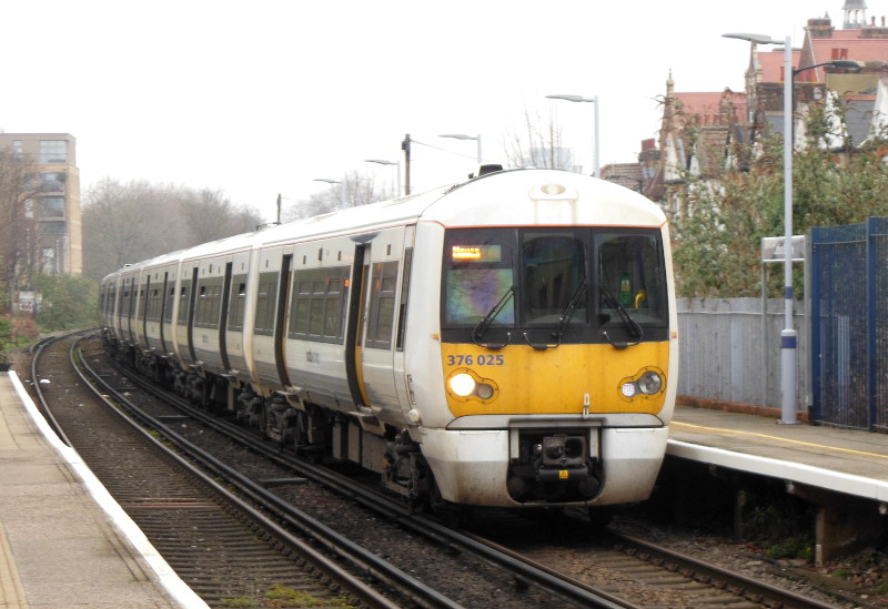 class 376 train