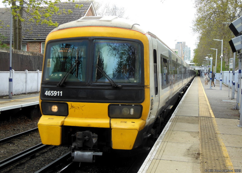train heading towards Hayes at
                                  Ladywell