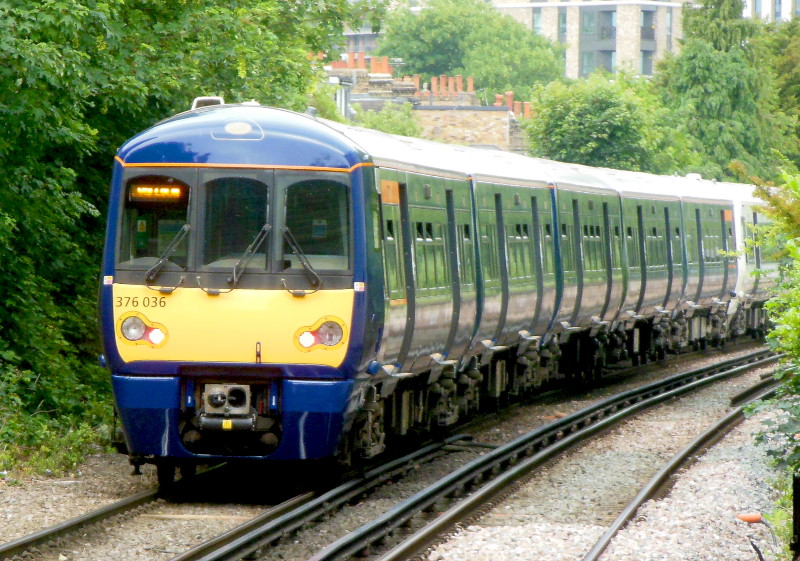 Another
                                      class 376 train in it's new
                                      livery