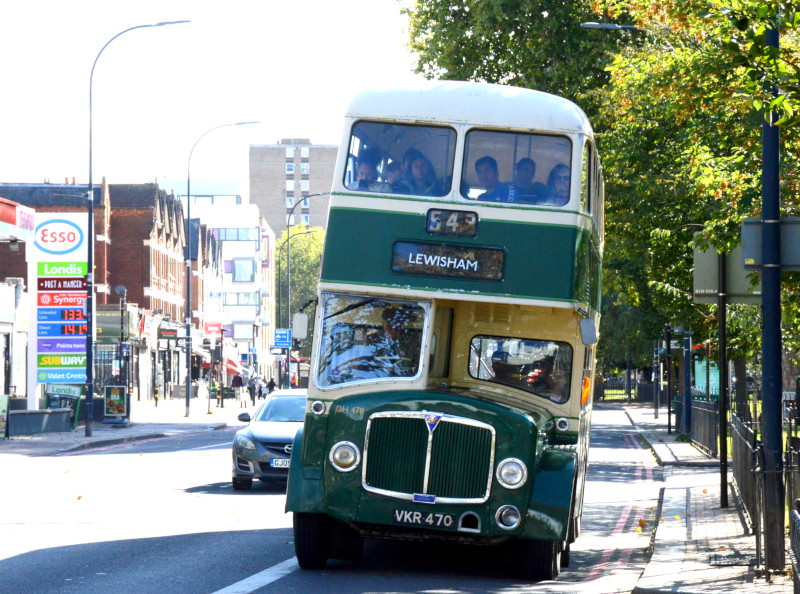 Maidstone and District bus