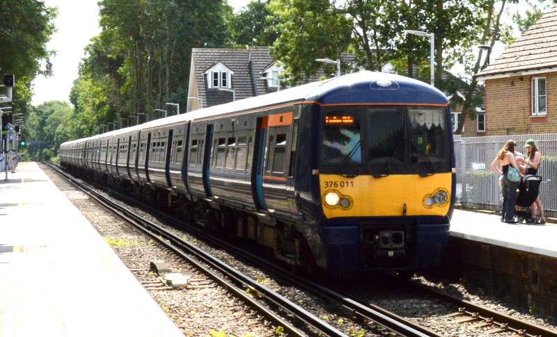 class 376 train